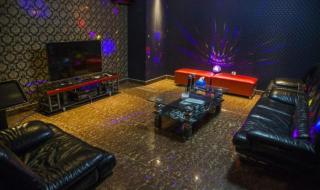 双人台球小游戏 双人台球小游戏